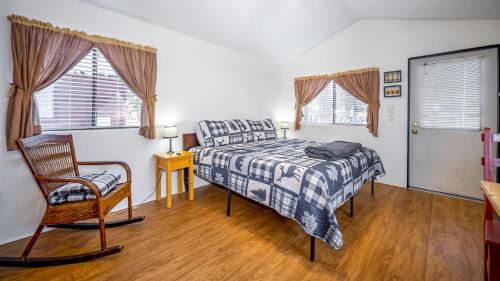Bayfield Maison | The Columbine Cabin #9 at Blue Spruce RV Park & Cabins
