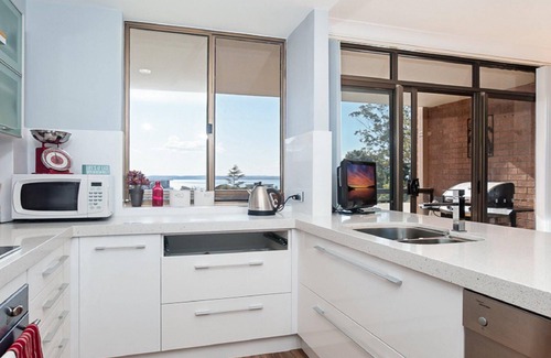 Nelson Bay Appartement | 23 'The Commodore' 9-11 Donald Street - unité charmante avec une vue magnifique sur l'eau