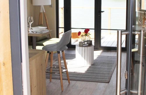 Auros Chalet De Ski | THE CONCH T2