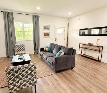 Lecanto Maison | The Connell Coop