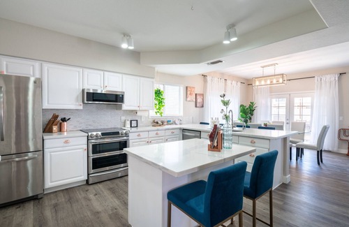 Garden Lakes Maison | The Copper House 5 Bedroom Home by RedAwning