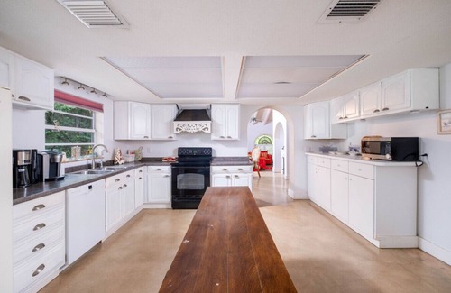 Key Largo Maison | The Coral House - Bayside Retreat for 6-10+ guests