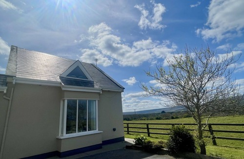 Ballyvaughan Maison | The Core Lodge - The perfect getaway in the heart of the Burren.