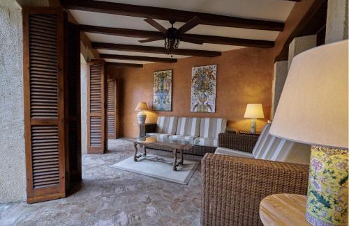 Altafulla Appartement | The Corner House of Altafulla - A Stroll from the Beach, in the Heart of the Old Town