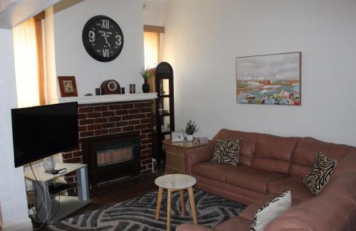 Albury Maison | The Cosy House - Central Albury