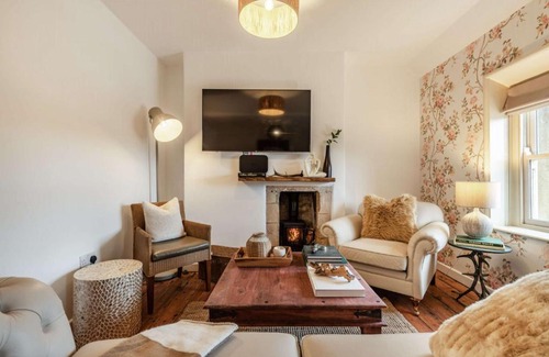 Guiting Power Maison | The Cotswold Lady