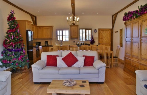 Carterton Maison | La grange du manoir Cotswold, bain à remous exclusif, granges de jeux et d'événements, 70 acres de parc