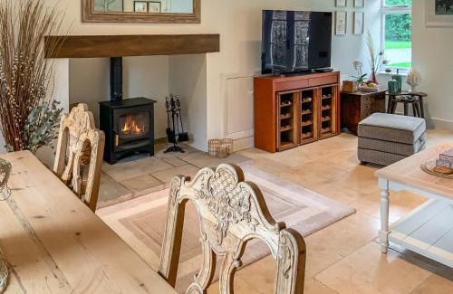 Langford Maison | The Cottage At West Brinsea Farm