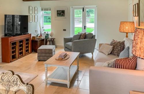 Langford Maison | The Cottage At West Brinsea Farm