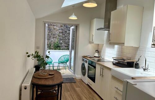 Laxey Appartement | The Cottage, Bridge House
