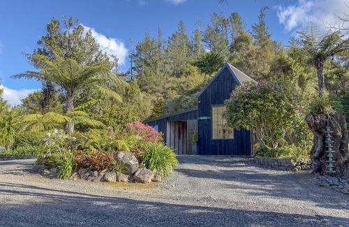 Hikuai Cottage | Le chalet sur la colline