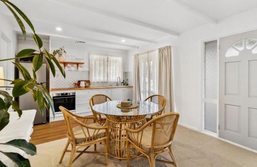 Ocean Grove Maison | The Cottage- Pet friendly, Golf, Ocean and River!