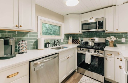 Mount Gretna Cottage | The Country Cottage S