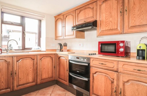 Kington Maison | La cour, GLADESTRY