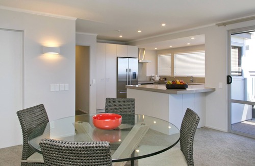 Waipahihi Hôtel | The Cove Taupo