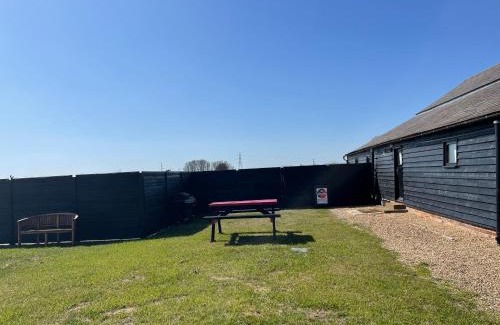 Southminster Appartement | The Cow Shed 1BR-Sleeps4-Parking-PetsOK