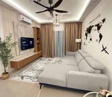 Central District Appartement | The Cozy Nest Luxury apartment JB 10 pax