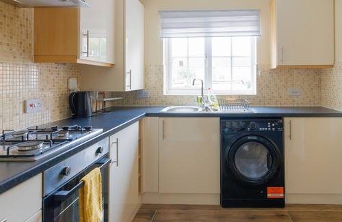 Thamesmead Maison | Stylish 3 Bedroom House & Free parking