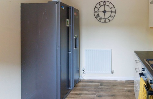 Thamesmead Maison | Stylish 3 Bedroom House & Free parking