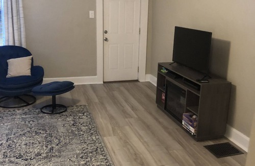 Quincy Maison | The Cozy Q - located directly across from Quincy University