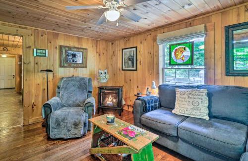 Newcomb Maison | The Creek Winfield Gem 73 Acres of Privacy