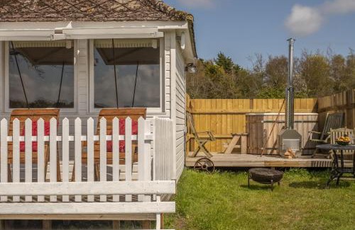 Warham Maison | The Cricket Pavilion