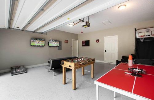 Northport Maison | The Crimson Retreat Only 5 miles to the Stadium BBQ Coffee Games