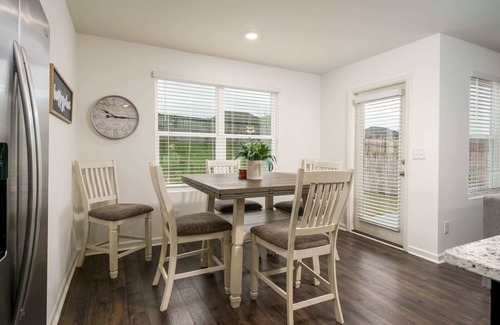Tuscaloosa Maison | The Crossing Cottage- 4 BR 2.5BA- Ping Pong Table
