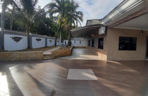 Johor Bahru Maison | The Crown Homestay
