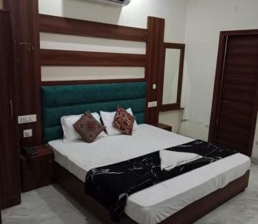 Zirakpur Hôtel | The crown hotel