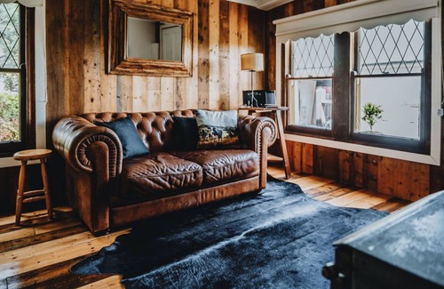 Castlemaine Maison | Green Gables Dairy House.