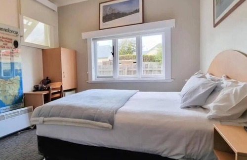 Devonport Cabine | The Dannebrog Lodge Room 6
