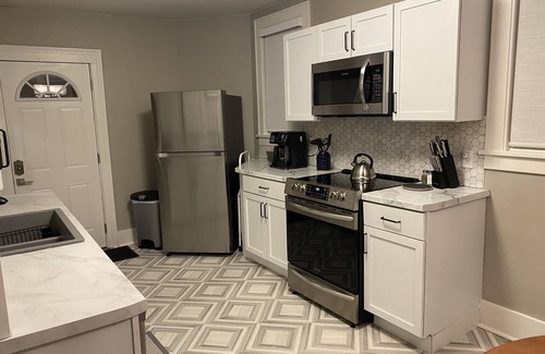 Eau Claire Appartement | The Davis Historic Home