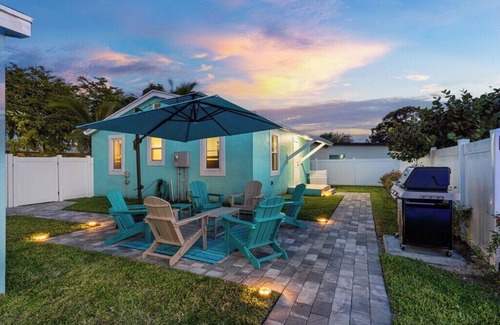 Delray Beach Cottage | The Delray Cottages Retreat ~Heated Pool Oasis