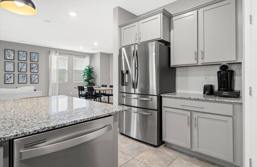 North Las Vegas Maison | "The Desert Haven" Dog Friendly, 30+ day stays only, 4BD/2.5BA, Quiet Area