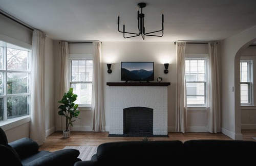 Binghamton Appartement | The Designers Apartment - 5 Minutes to Downtown