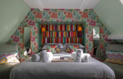 Bourton Hôtel | The Dial House