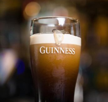 Dingle Maison | The Dingle Pub Rooms