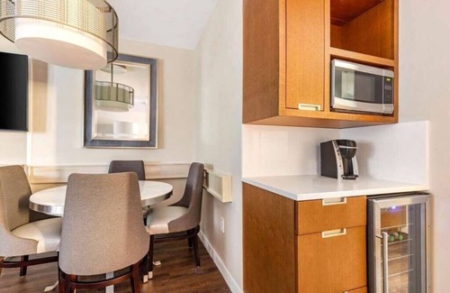 West End Hôtel | The District, a Hilton Club - One Bedroom Plus