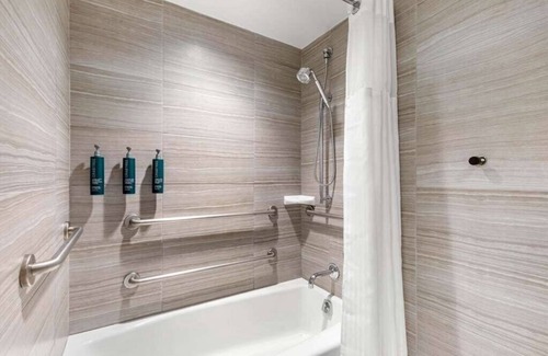 West End Hôtel | The District, a Hilton Club - One Bedroom Standard - 1BR