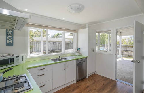 Whitianga Maison | The Doll's House - Whitianga Holiday Home