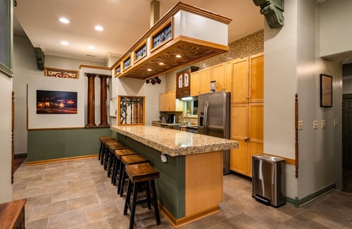 Downtown Omaha Maison | The Downtown Omaha Oasis- over 10,000 sq ft includes arcade & rooftop w/ hot tub