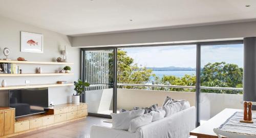 Nelson Bay Maison | The Drift
