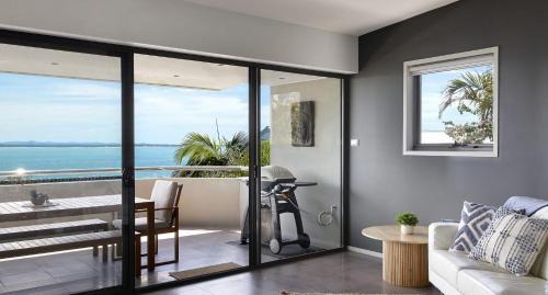Nelson Bay Maison | The Drift
