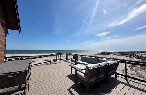 Ocean Bay Park Maison | The Dunes -Oceanfront Renovated Home with Direct Beach Access in OBP. Sleeps 16!