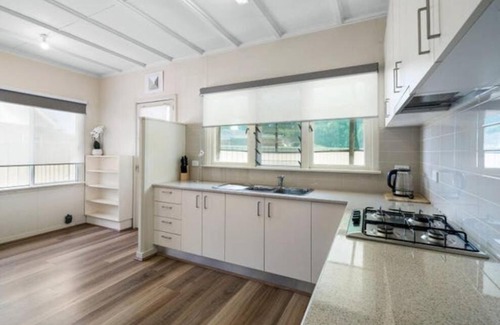 Shepparton Maison | The Dutch House