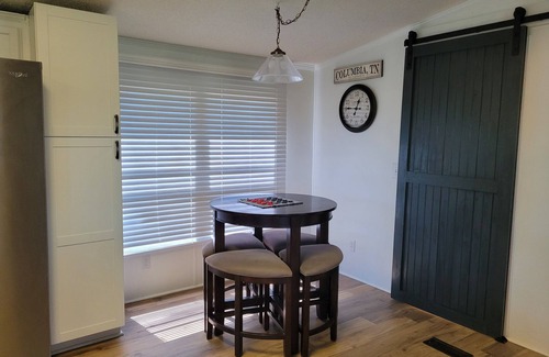 Kedron Maison | The DW - Spacious and Cozy