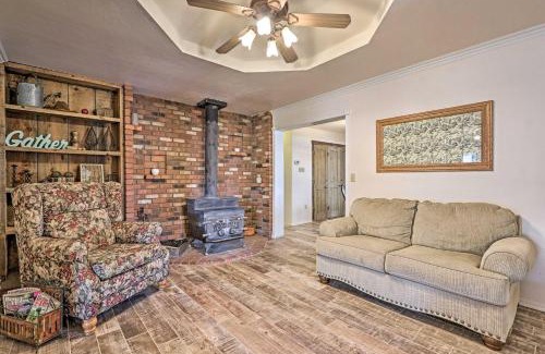 Springerville Maison | The Eagar House White Mountains Gem with Views!