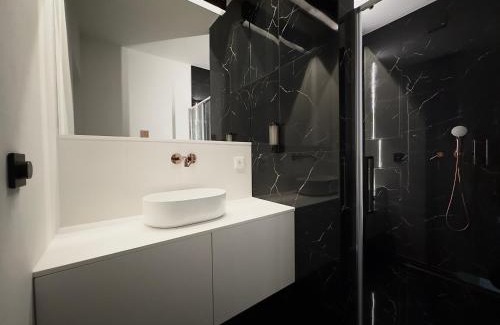 Kobylec Villa | The East House ONE