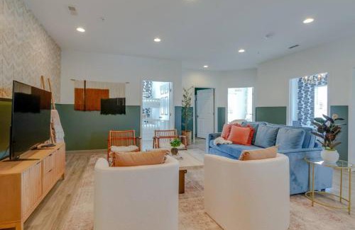 Maxwell Maison | The Eastside Breeze